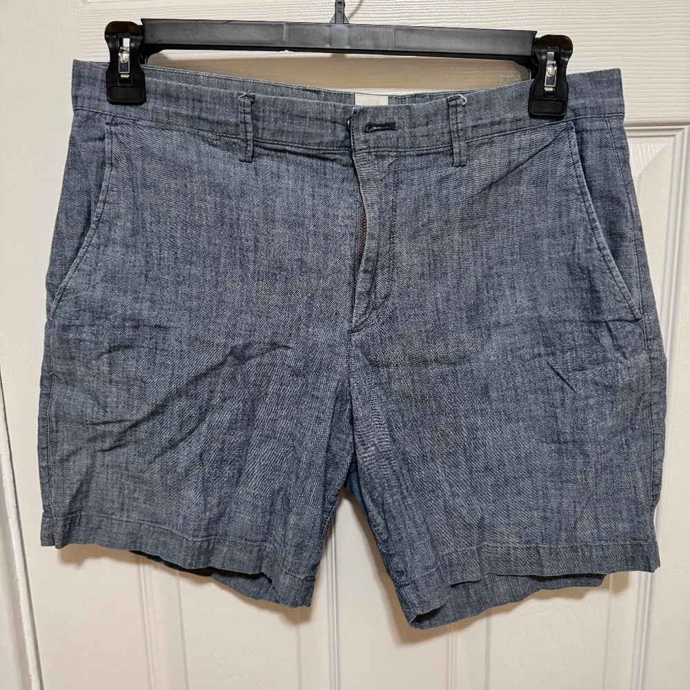 Gap | Men’s 7” Short (31 Waist) - Blue